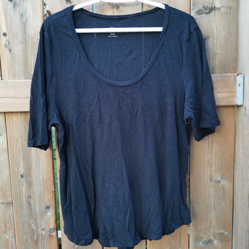 Old Navy Short-Sleeve  T-Shirt for Women - Size XL